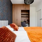 Ludwiki Z Parkingiem By Renters * Warschau