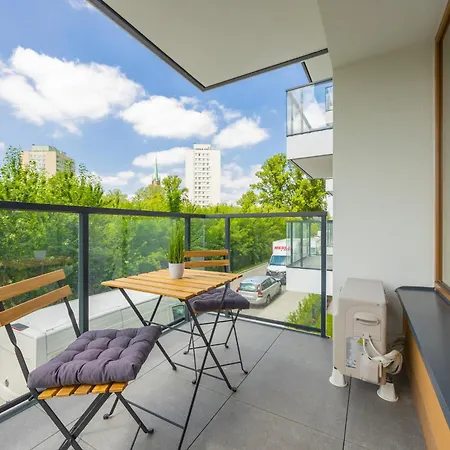 Apartamento Ludwiki Z Parkingiem By Renters Varsovia