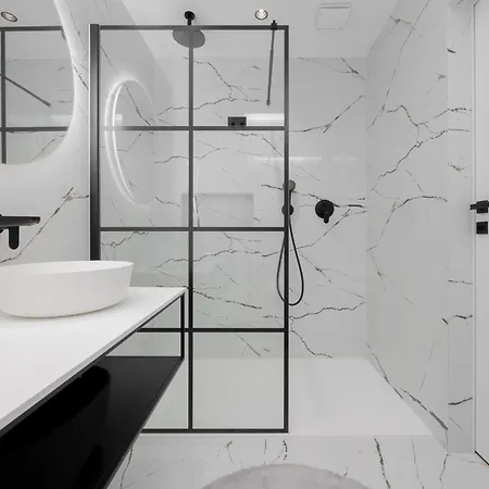 Ludwiki Z Parkingiem By Renters *