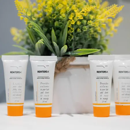 Ludwiki Z Parkingiem By Renters Daire Varşova