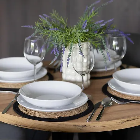 Ludwiki Z Parkingiem By Renters Apartamento Varsovia