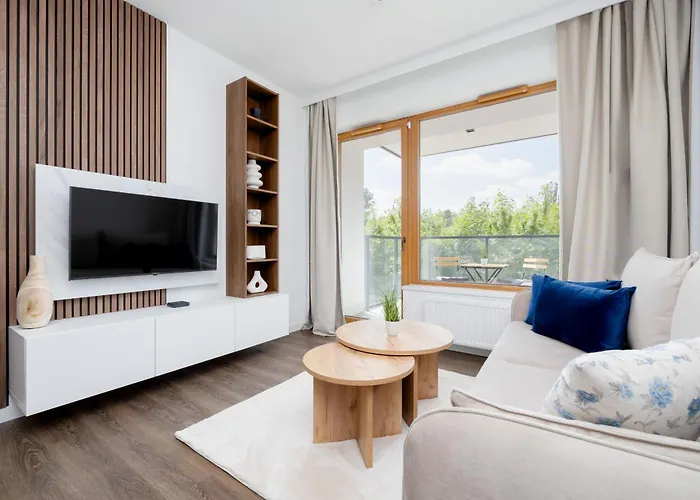 Ludwiki Z Parkingiem By Renters Warszawa