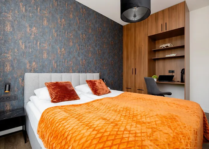 Ludwiki Z Parkingiem By Renters Lejlighed