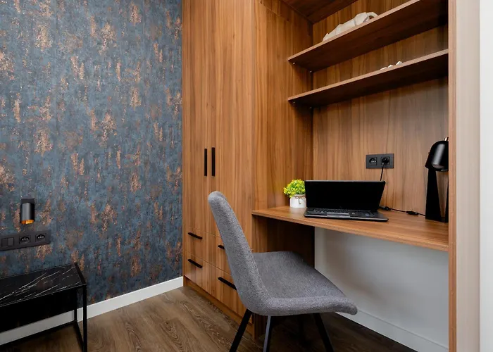 Ludwiki Z Parkingiem By Renters * Warszawa