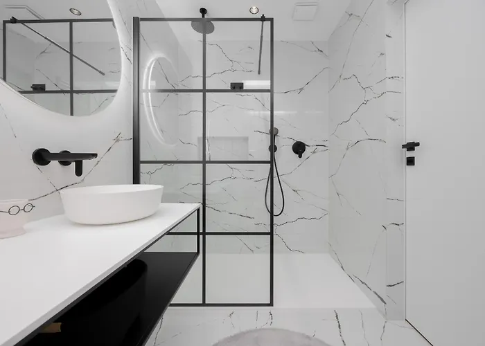 Ludwiki Z Parkingiem By Renters *