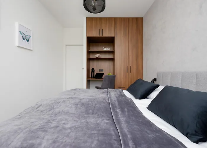 Ludwiki Z Parkingiem By Renters Lejlighed