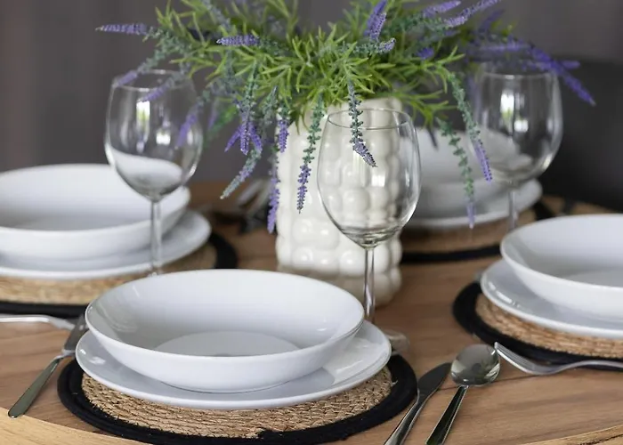 Ludwiki Z Parkingiem By Renters Lejlighed Warszawa