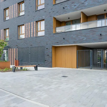 Ludwiki Z Parkingiem By Renters *